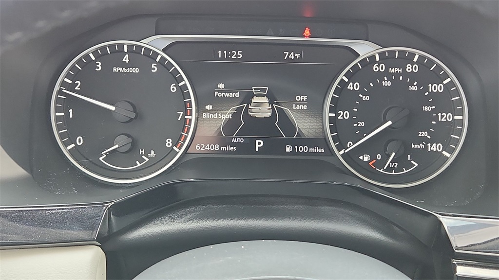 2022 Nissan Pathfinder SL photo 14