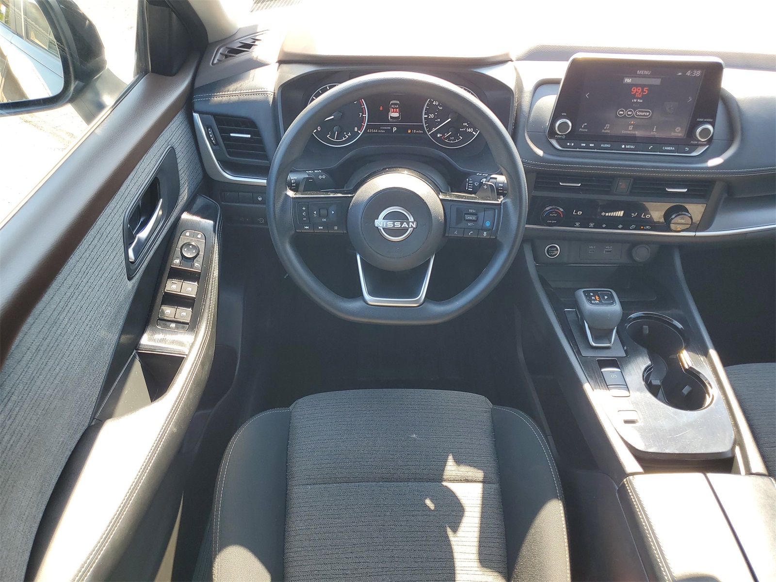 2023 Nissan Rogue SV photo 25