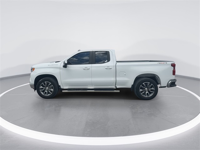 2024 Chevrolet Silverado 1500 LT photo 5