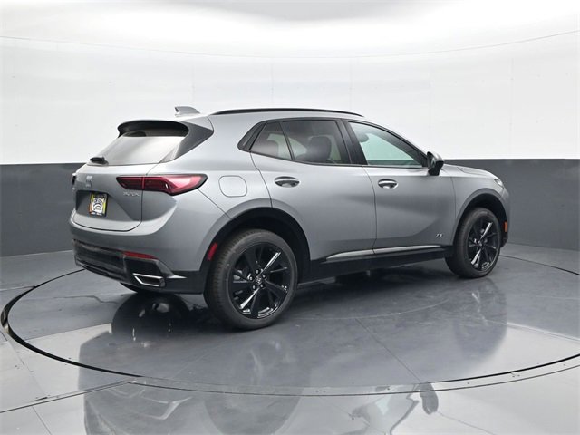 2025 Buick Envision Sport Touring photo 3