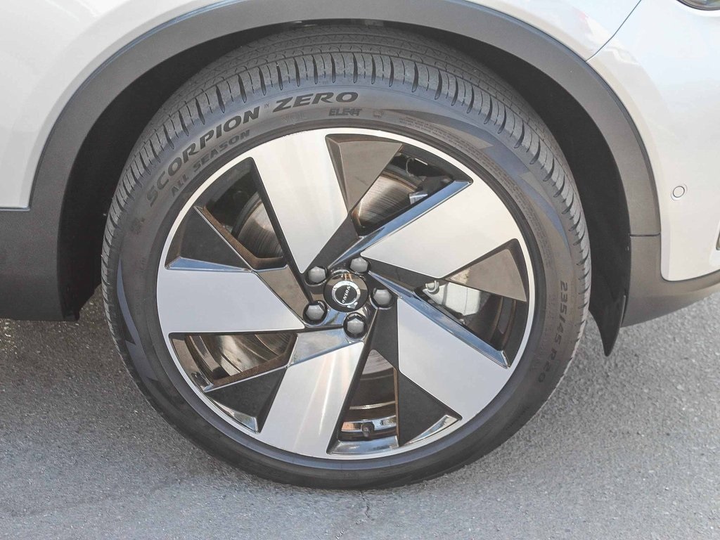 2023 Volvo C40 Recharge Ultimate photo 9