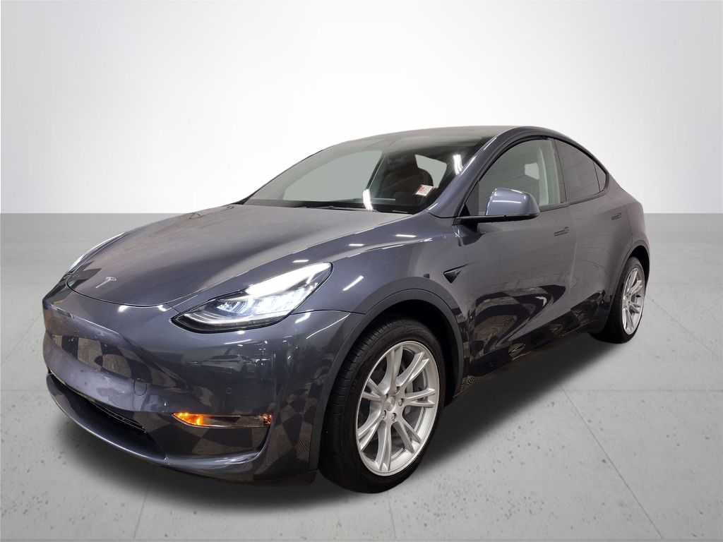 Used 2022 Tesla Model Y Long Range with VIN 7SAYGDEE1NF356382 for sale in Gladstone, OR
