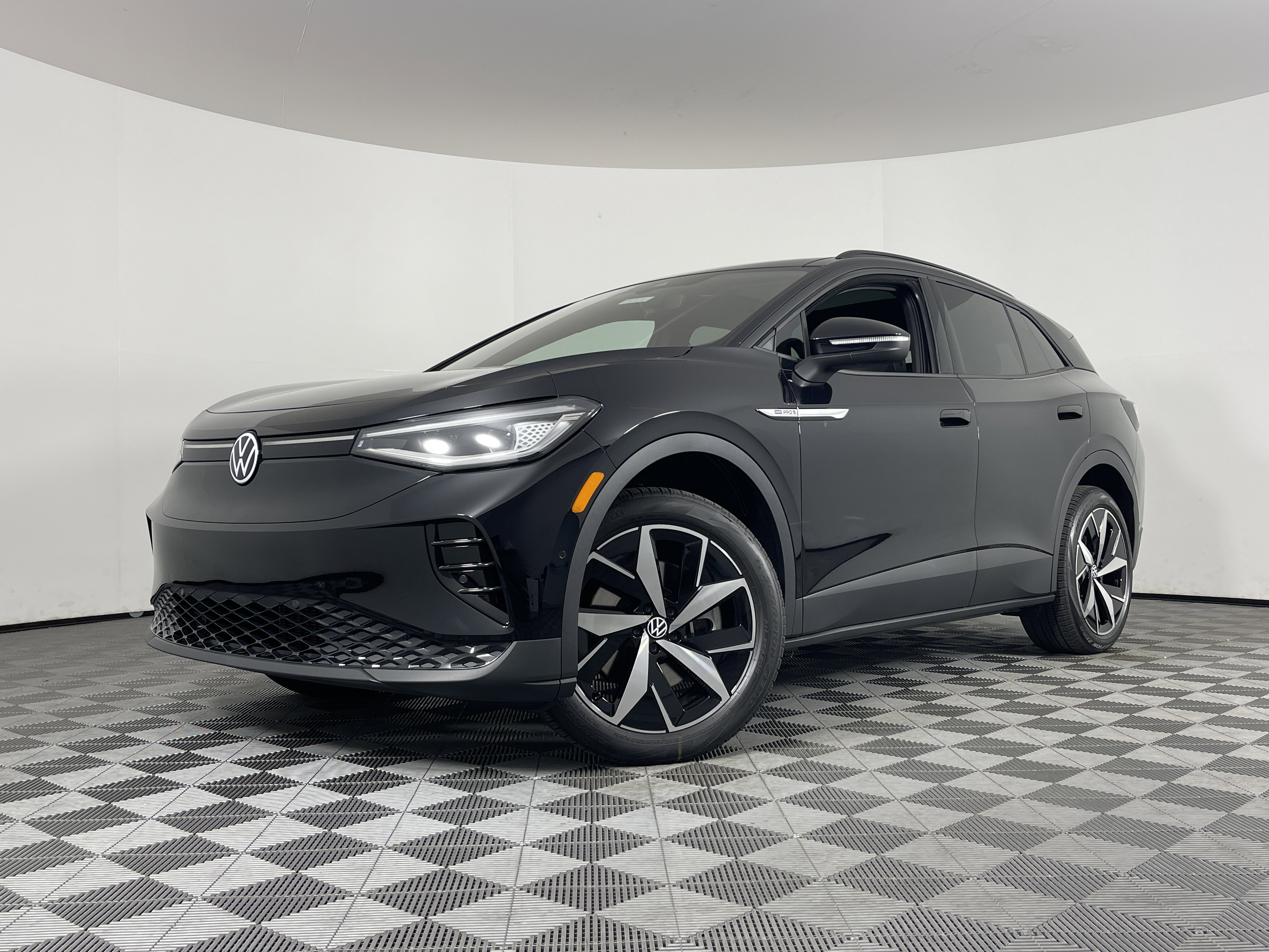 New 2025 Volkswagen ID.4 Pro S