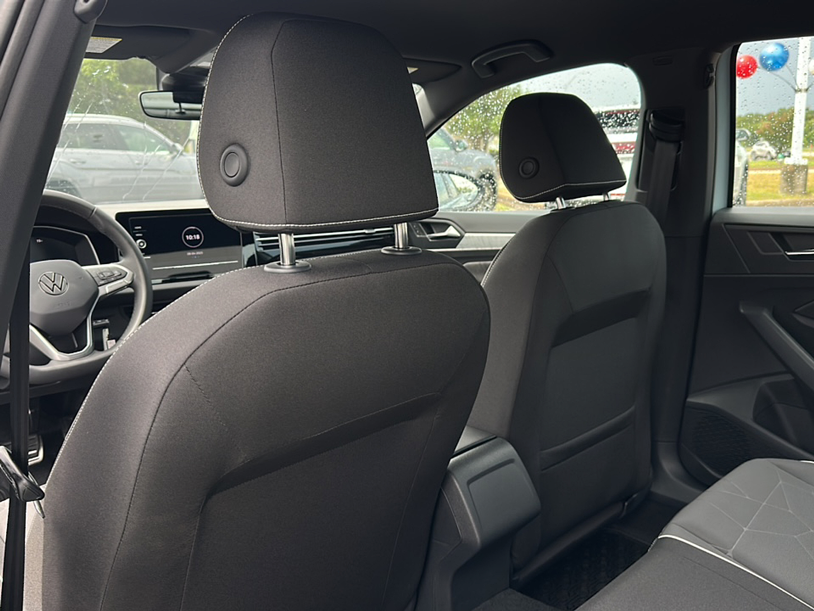 2025 Volkswagen Jetta 1.5T Sport photo 6