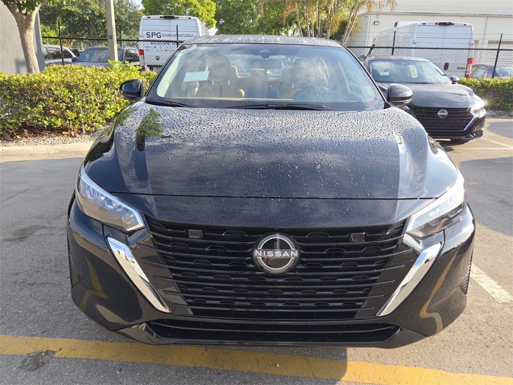 2025 Nissan Sentra SV photo 3