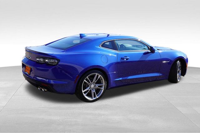 2024 Chevrolet Camaro 2LT photo 4