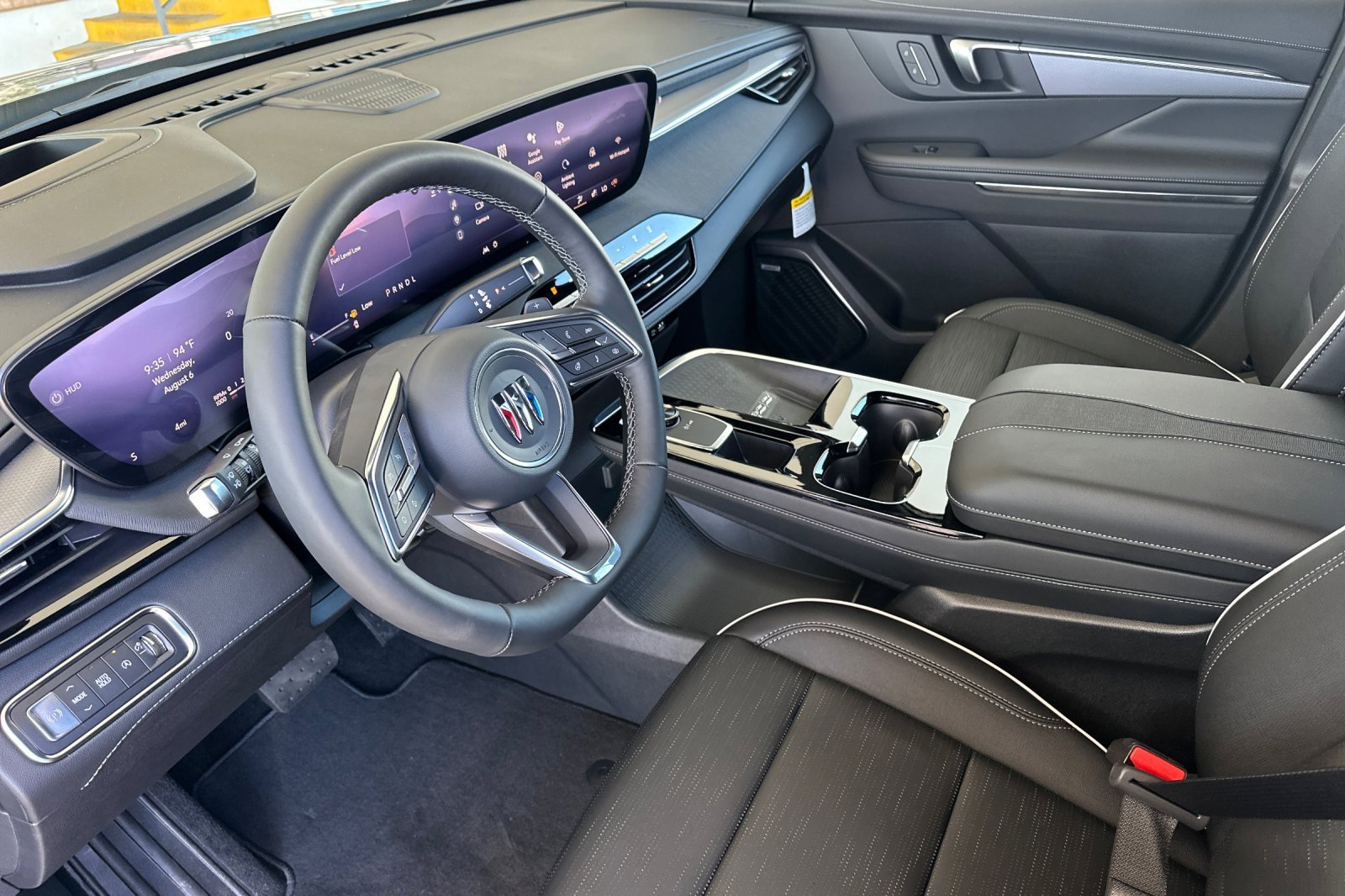 2026 Buick Enclave Sport Touring photo 8
