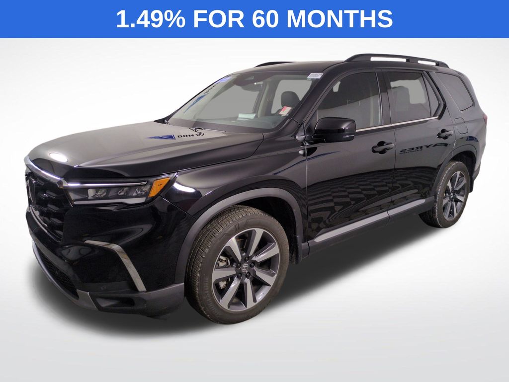 2025 Honda Pilot Touring's photo