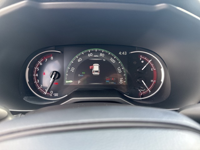 2025 Toyota RAV4 LE photo 17