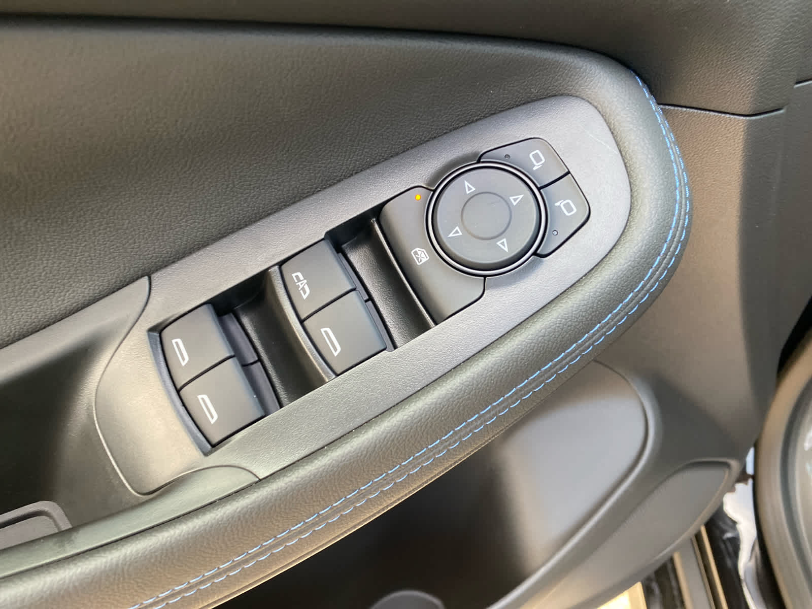 2026 Buick Encore GX Sport Touring photo 11