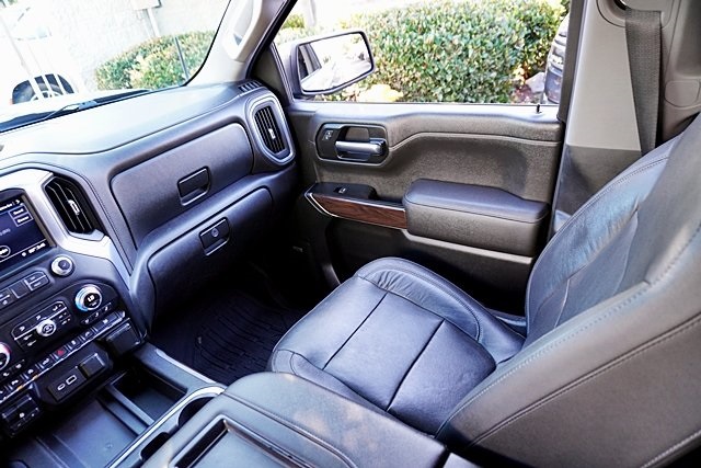 Used 2019 Gray GMC SLT image 25