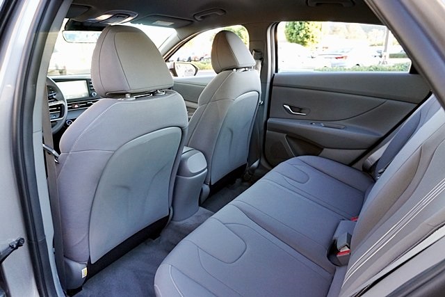 Used 2021 Gray Hyundai SEL image 16