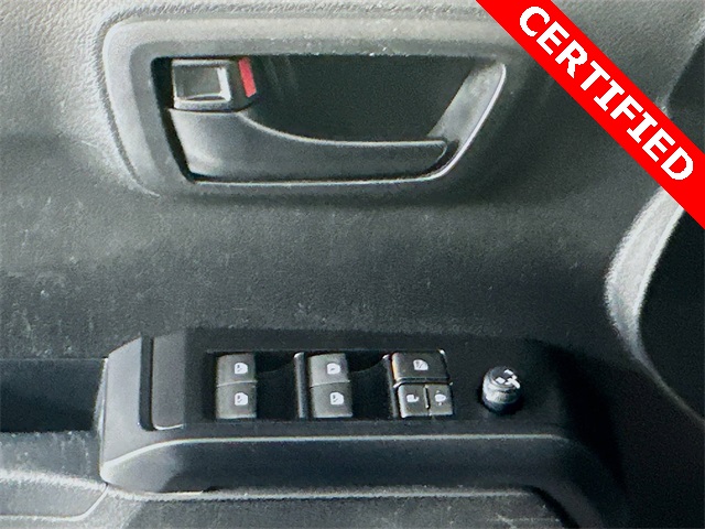 2022 Toyota Tacoma SR5 photo 16