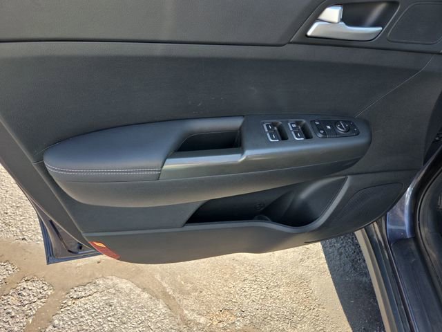 2020 Kia Sportage LX photo 9