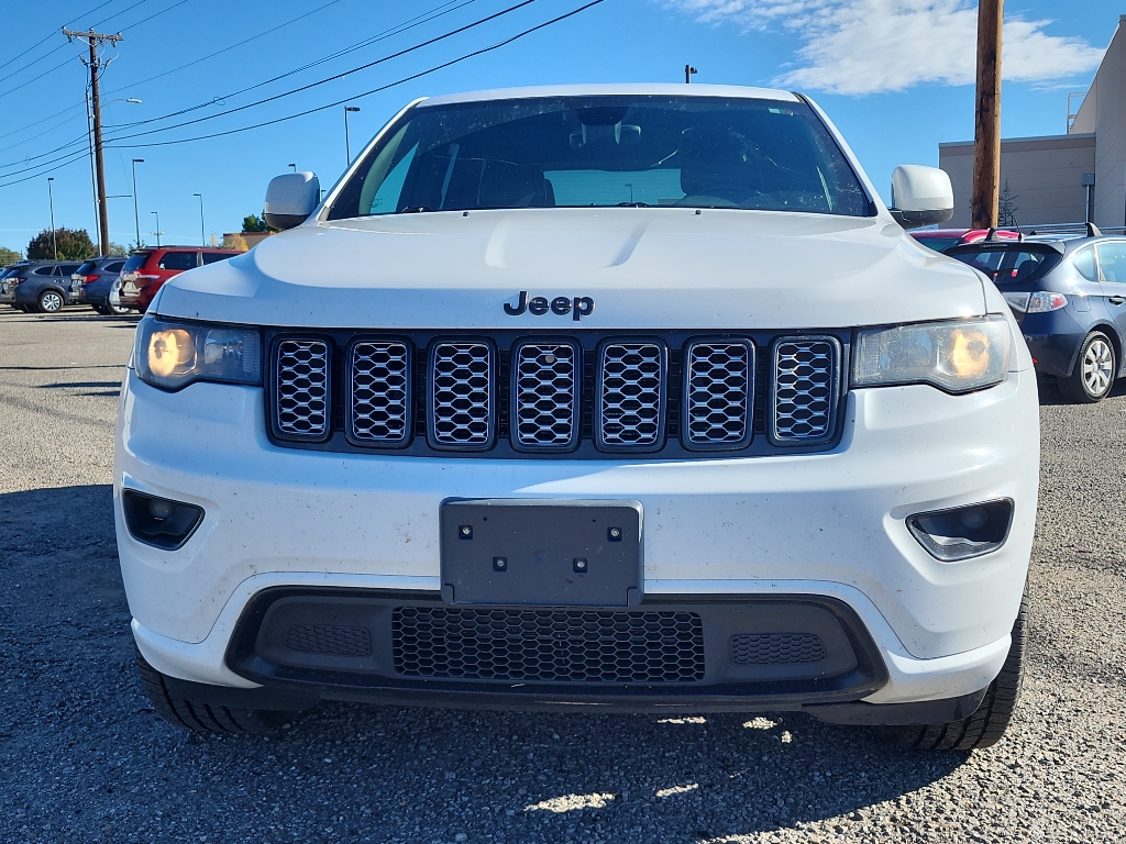 2018 Jeep Grand Cherokee Altitude photo 2
