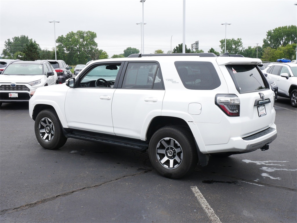 2024 Toyota 4Runner TRD Off-Road Premium photo 4