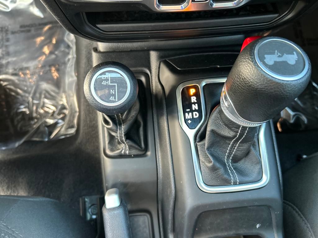 2021 Jeep Wrangler Unlimited Sahara photo 15