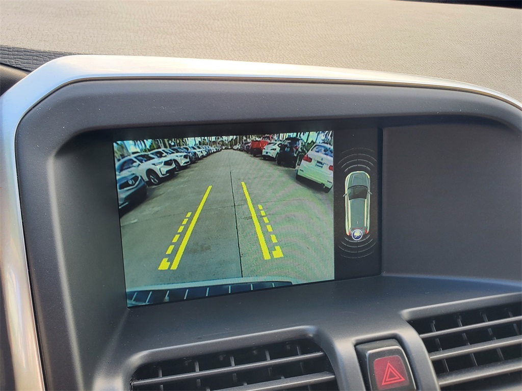 2016 Volvo XC60 T5 Drive-E Premier photo 29