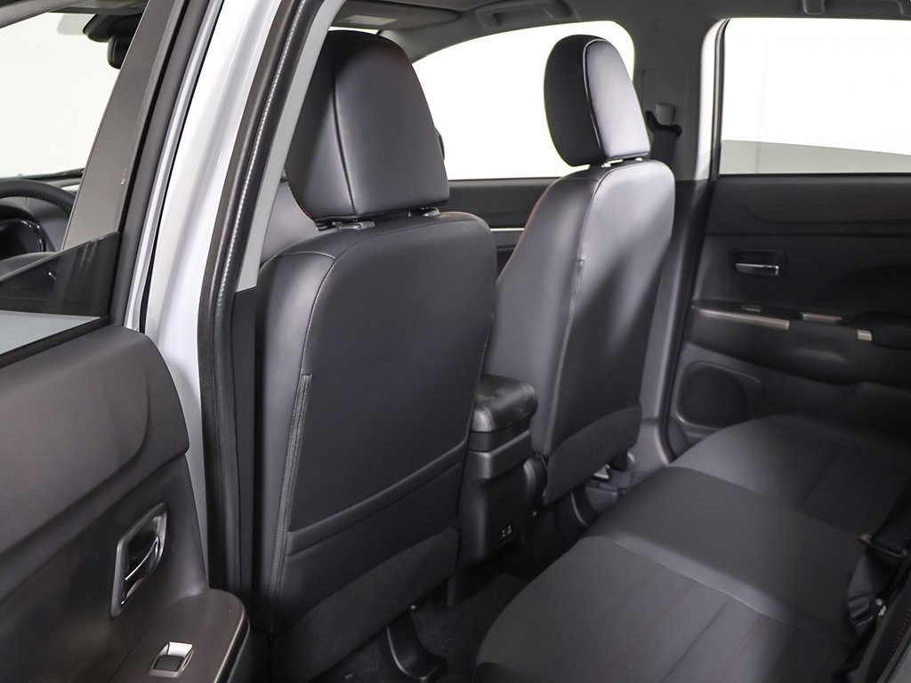 2025 Mitsubishi Outlander Sport ES SE LE photo 21