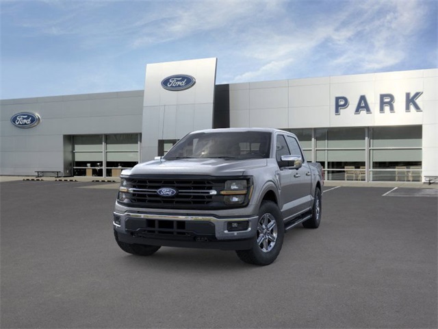 2025 Ford F-150 XLT photo 2