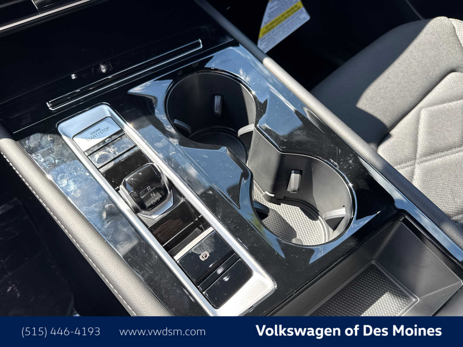 2026 Volkswagen Atlas Cross Sport SE Technology photo 16