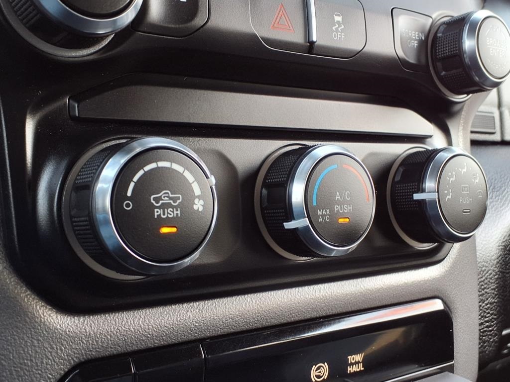 2024 Ram 3500 Big Horn photo 21
