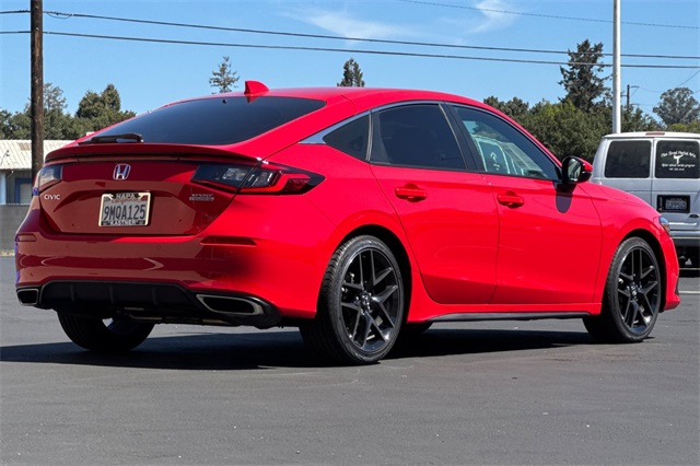 2024 Honda Civic Sport Touring Hatchback photo 3