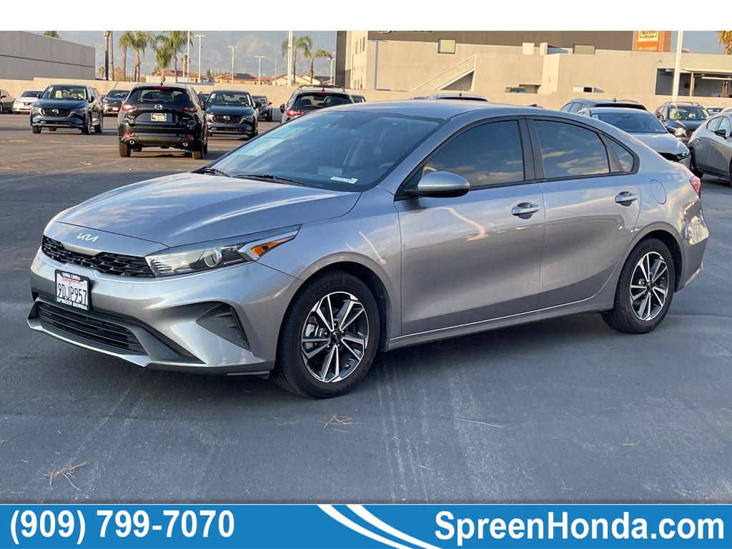 2023 Kia Forte LXS's photo