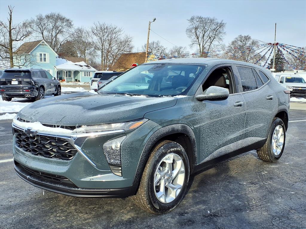 2026 Chevrolet Trax LS's photo