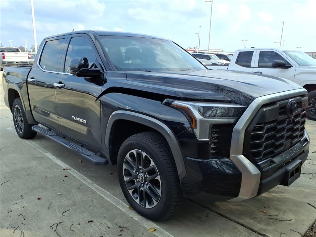 2024 Toyota Tundra Limited's photo