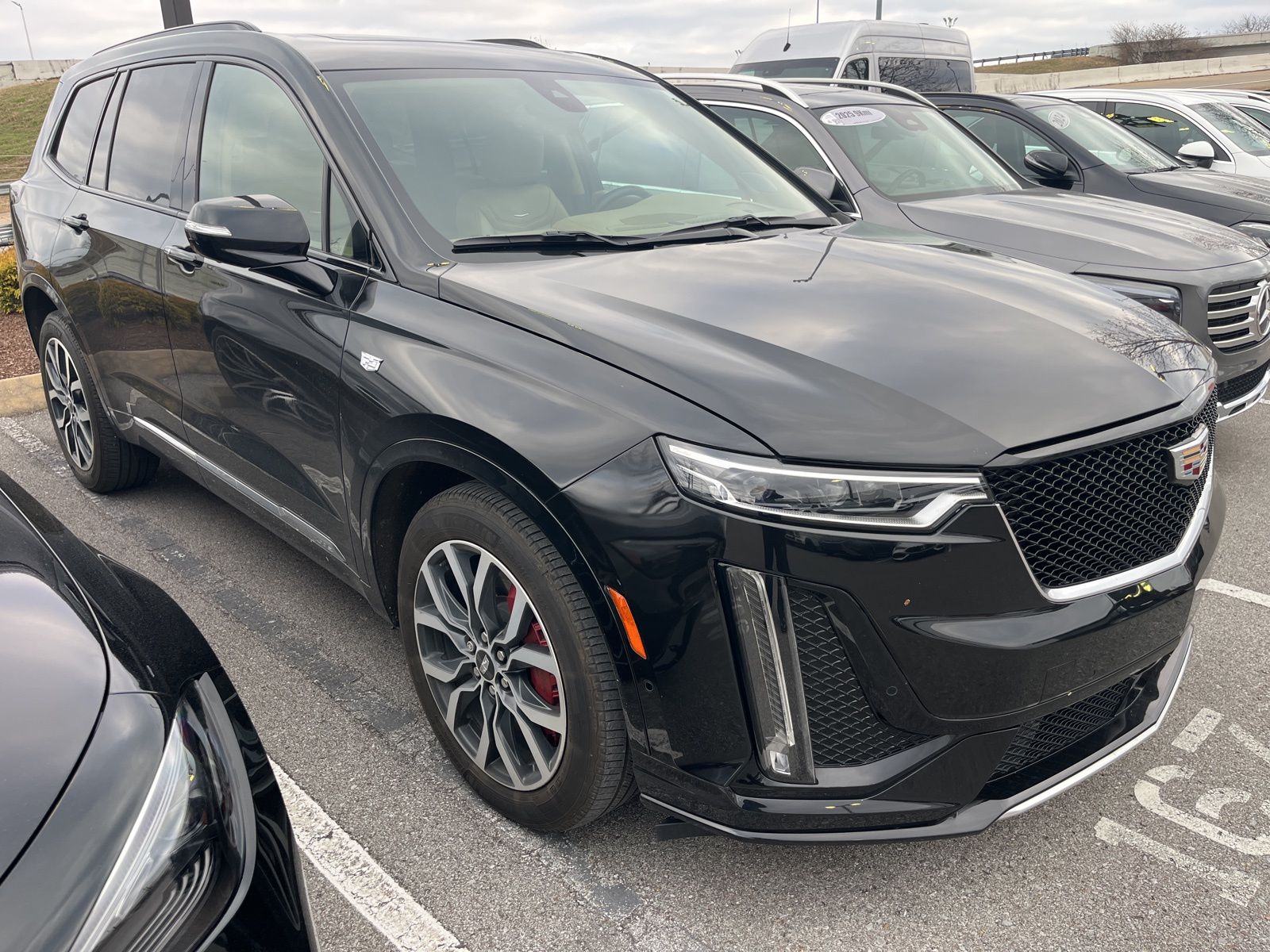 2022 Cadillac XT6 Sport's photo