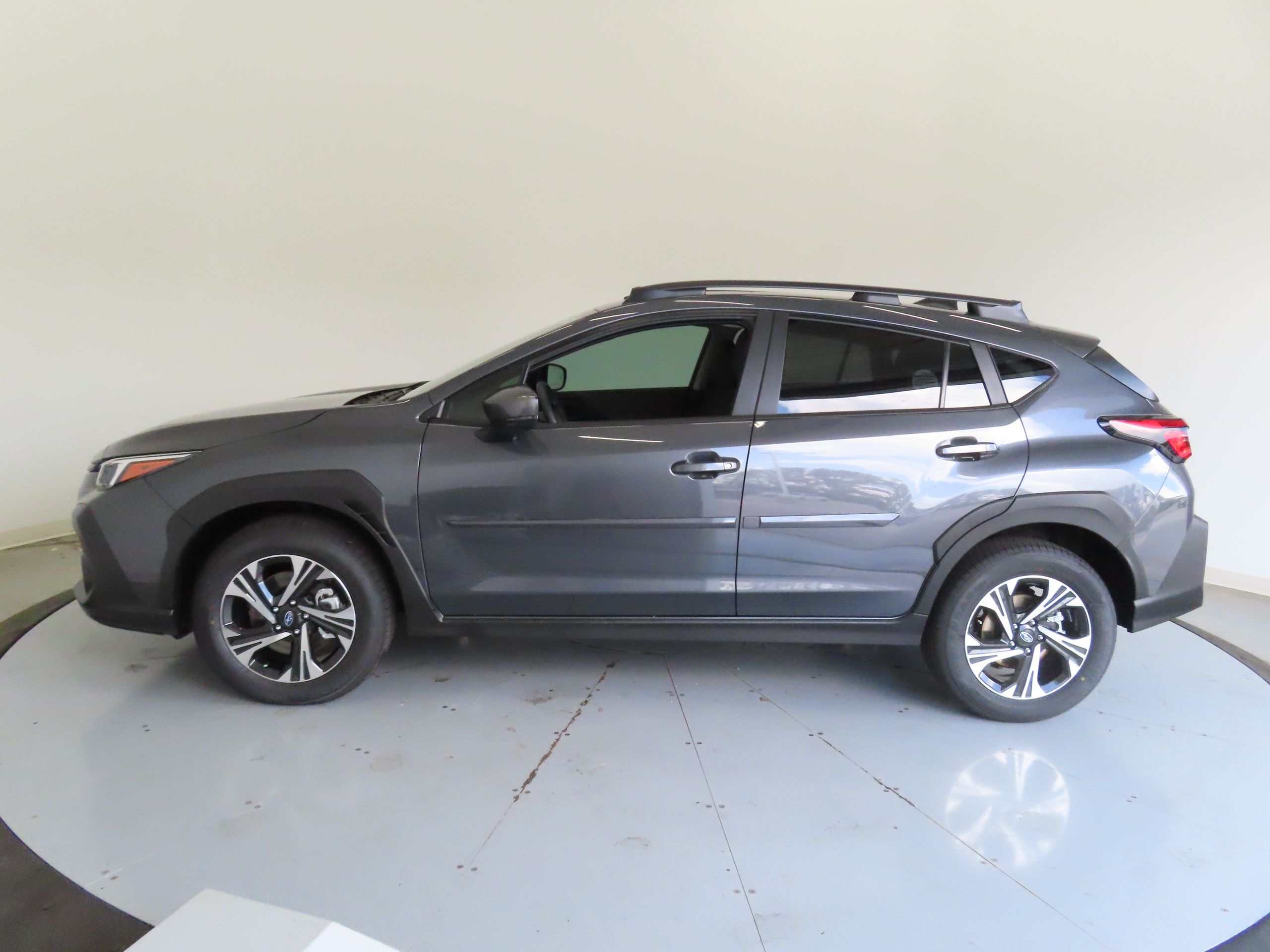 2025 Subaru Crosstrek Premium photo 6