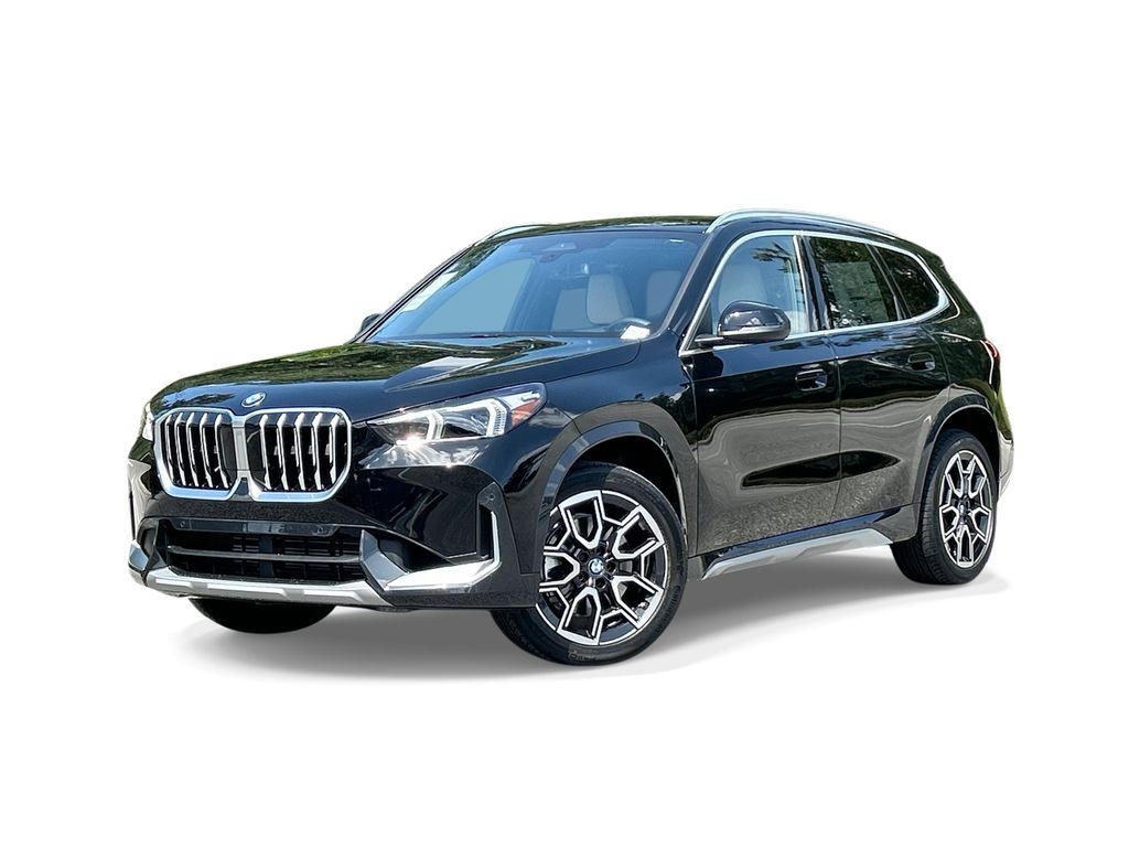 2025 BMW X1 28i's photo