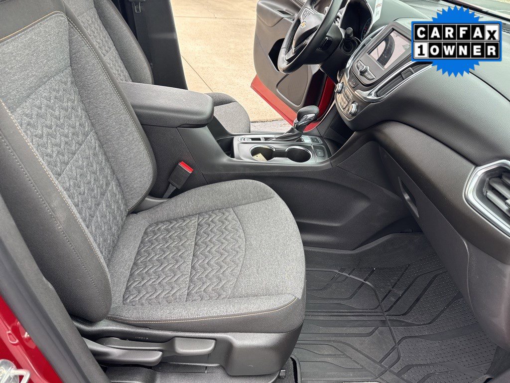 2023 Chevrolet Equinox LT photo 35