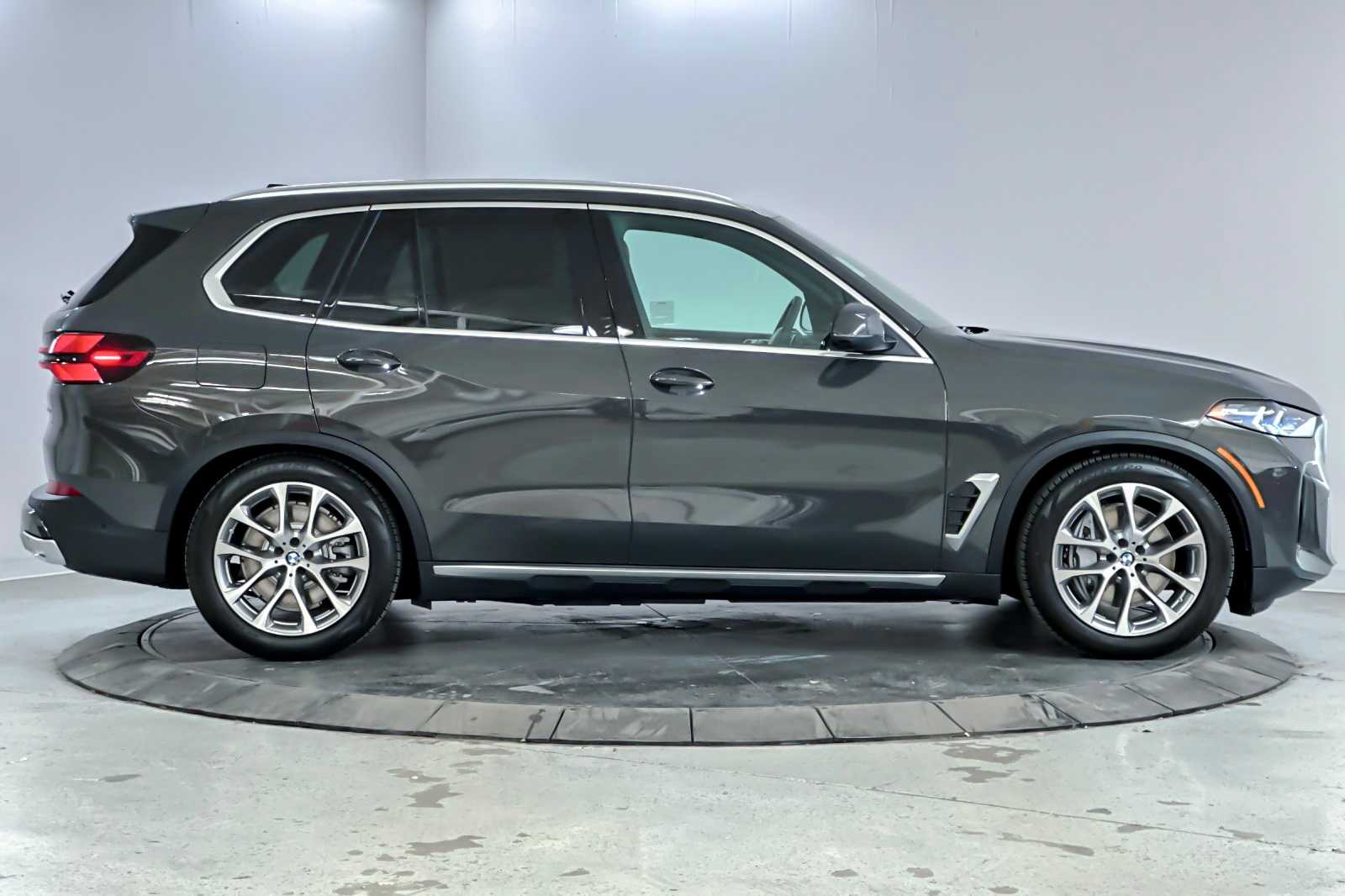 2026 Bmw X5 xDrive50e photo 8