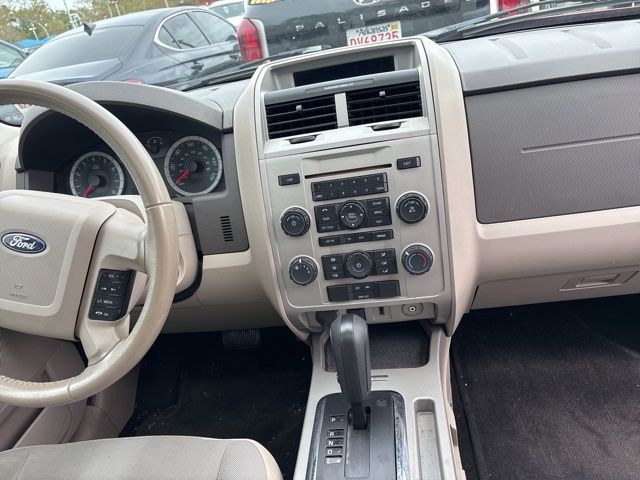 2012 Ford Escape XLT photo 11
