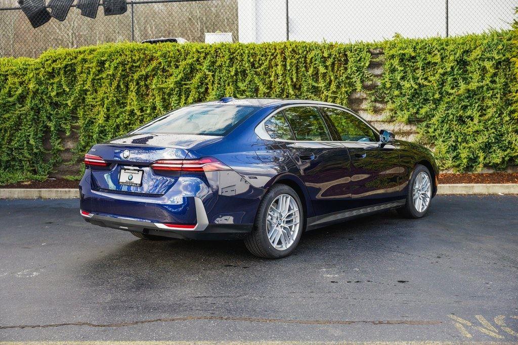 New 2025 Tanzanite Blue II Metallic BMW 530i xDrive image 7