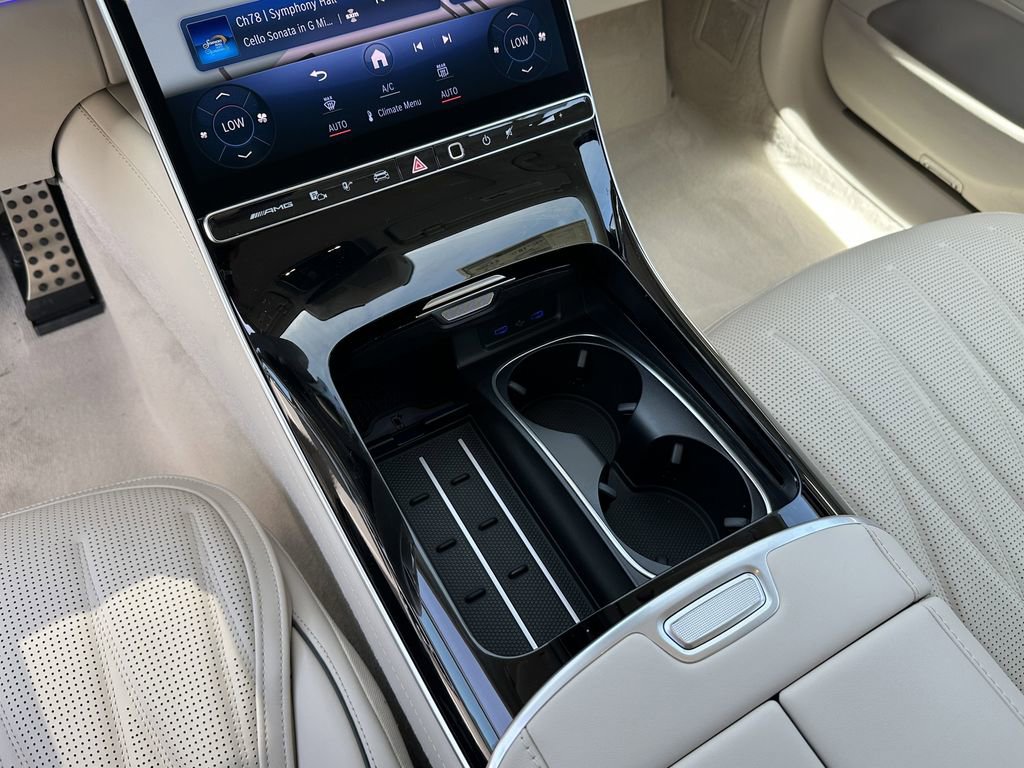 2025 Mercedes Benz S AMG 63 e 4MATIC photo 30