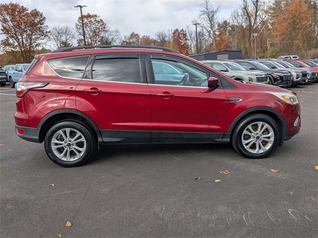 2017 Ford Escape SE photo 2