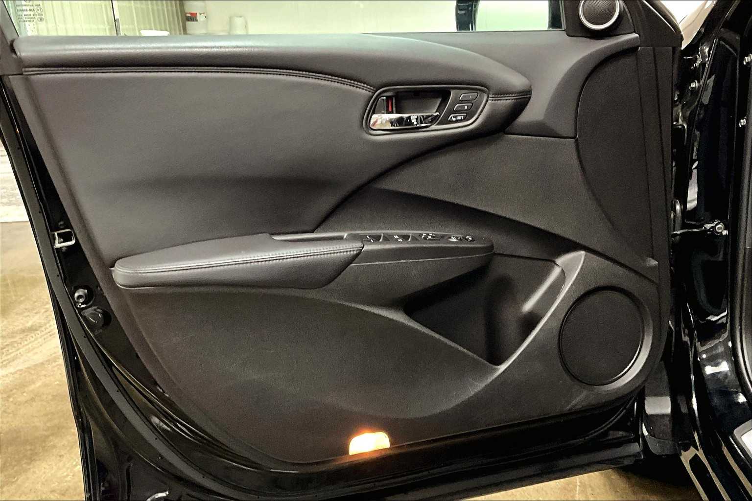 2018 Acura RDX Advance photo 21