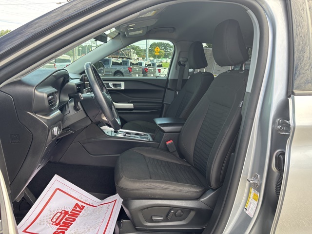 2021 Ford Explorer XLT photo 10