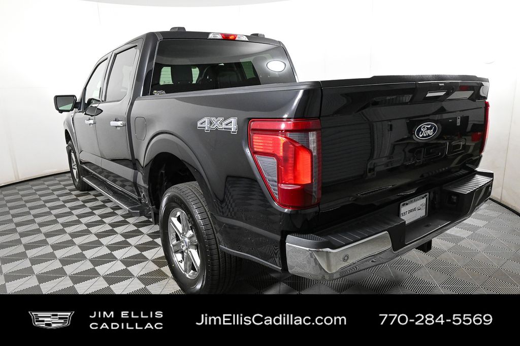 2024 Ford F-150 XLT photo 2