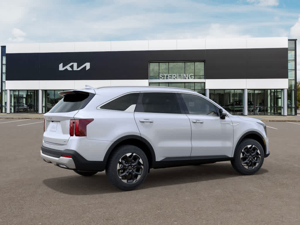 2025 Kia Sorento S photo 7