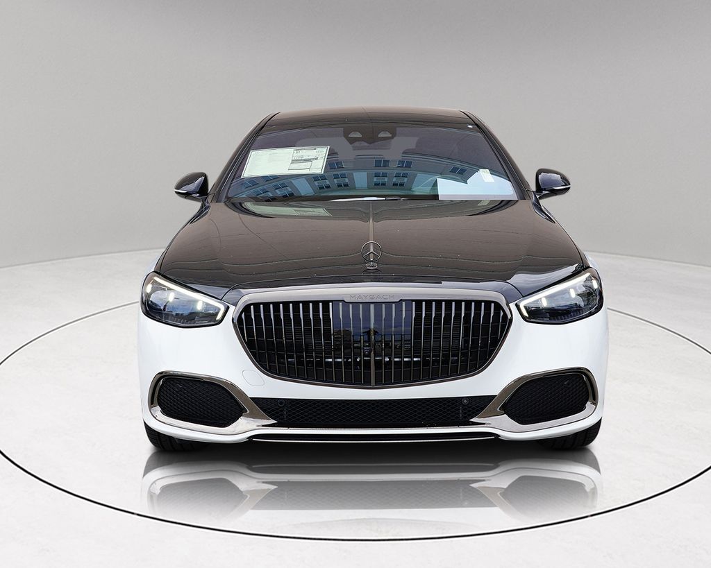 品質のいい New 2024 Mercedes-Benz S-Class Maybach S 580 Sedan in Coral フロアスタンド
