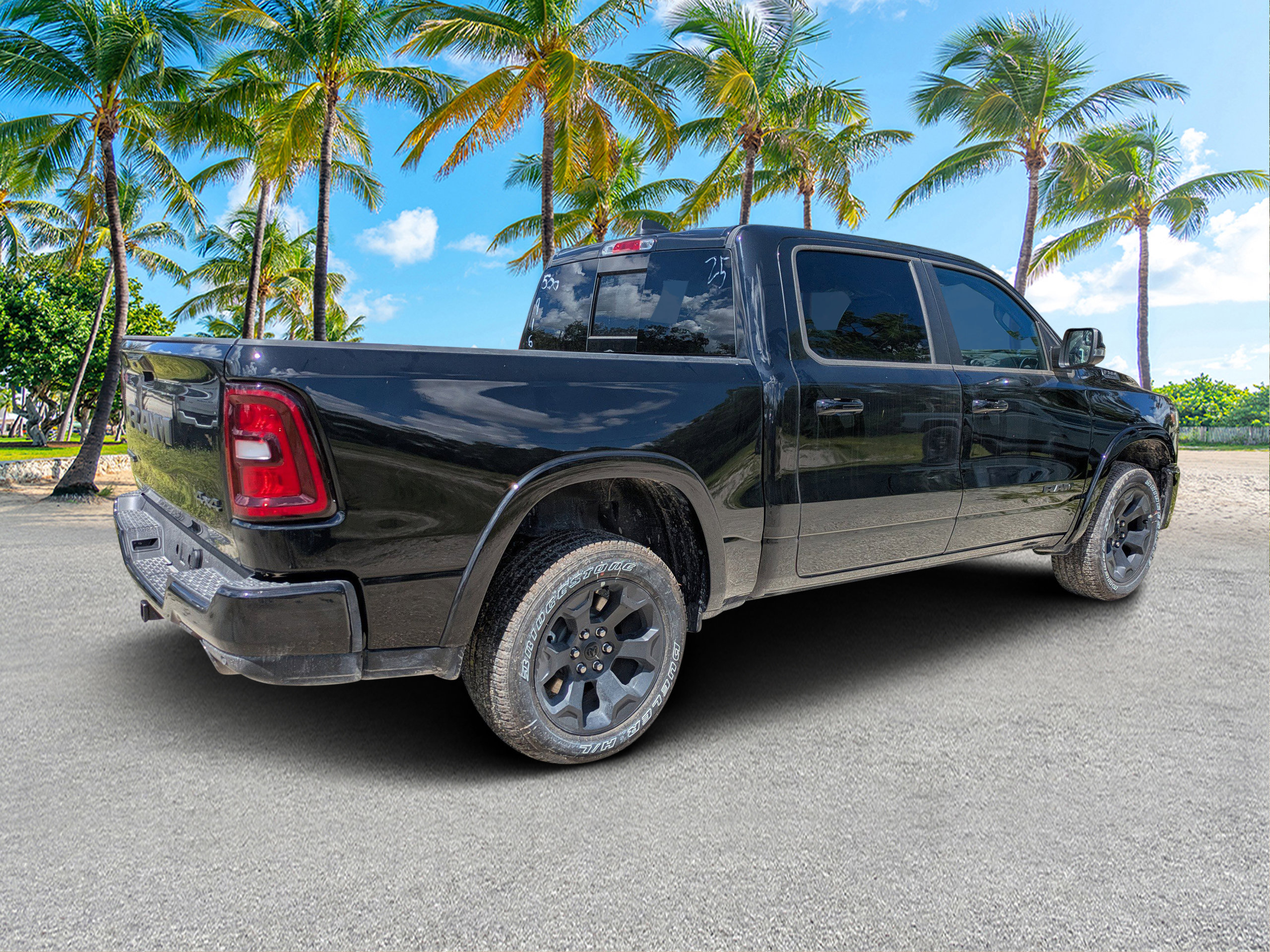 2025 Ram 1500 Big Horn photo 3
