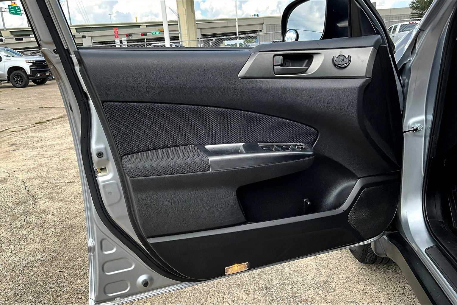 2013 Subaru Forester 2.5X photo 18