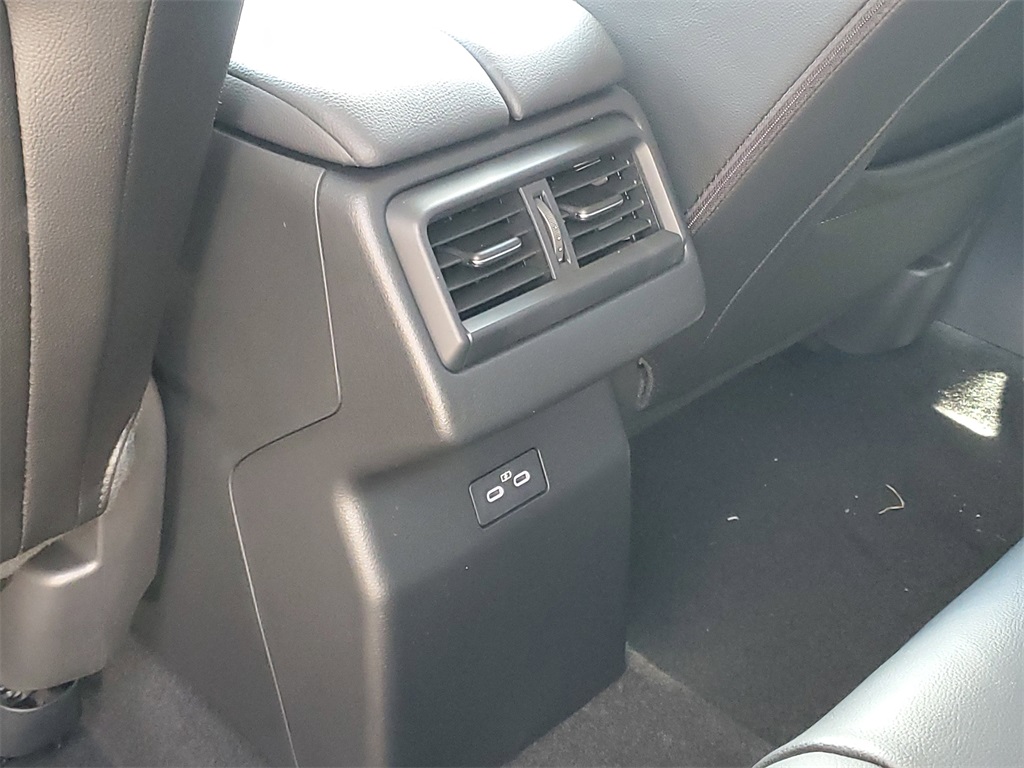 2025 Mazda CX-50 Premium photo 10