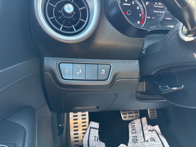 2024 Kia Forte GT-Line photo 19