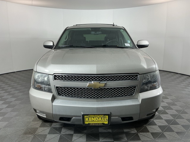 2009 Chevrolet Tahoe LT photo 2