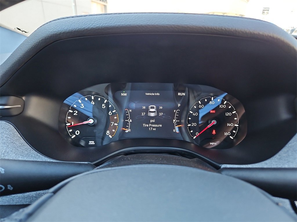 2025 Jeep Compass Latitude photo 16